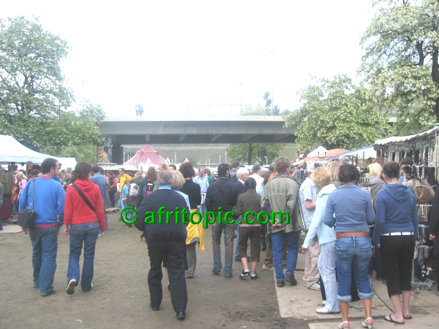 ../Images/afw2006b 236.jpg